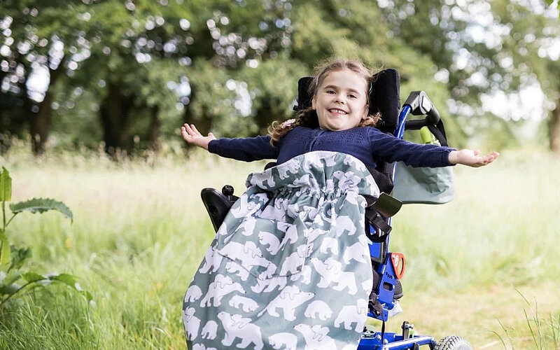 Fusssack-Rollstuhl-Kinder-FiNiFuchs