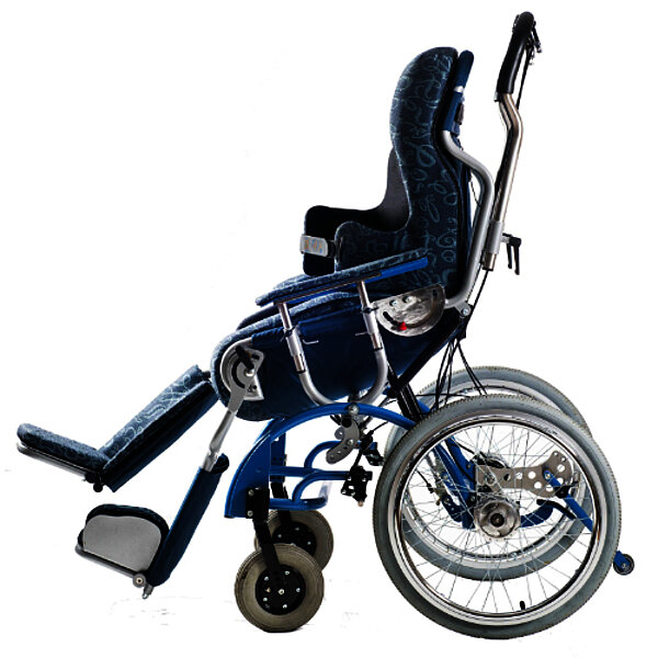 Kinder-Behinderung-Tuchschale-Sitzschale-FiNiFuchs-RTM