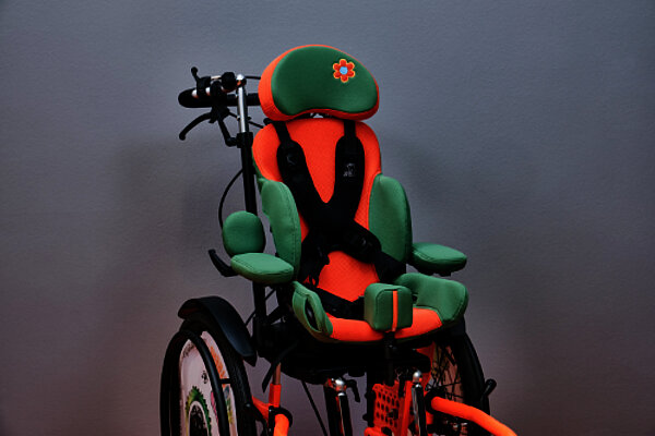 Individuelle_Sitzorthese_FINiFuchs Kinderhilfsmittel