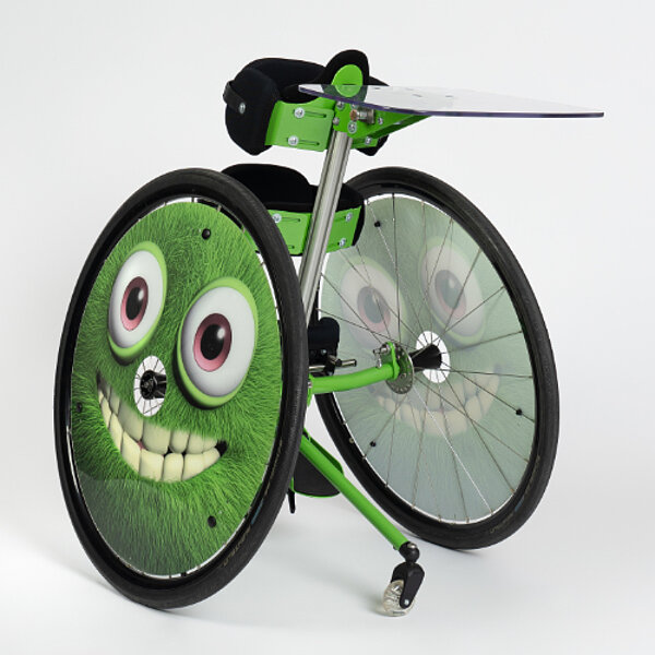 Stehgeraet-laufhilfe-Stehfahrer-Knorke-FiNiFuchs-Luttermann