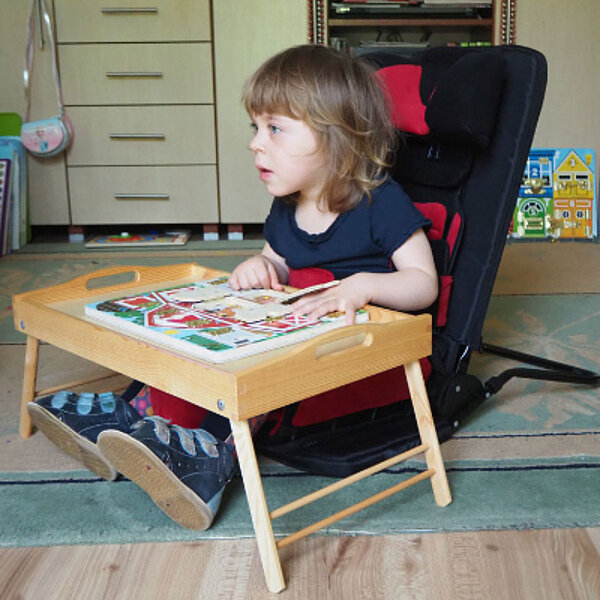 Travel_Sit Sitzhilfen FiNiFuchs Wolturnus Kinderhilfsmittel