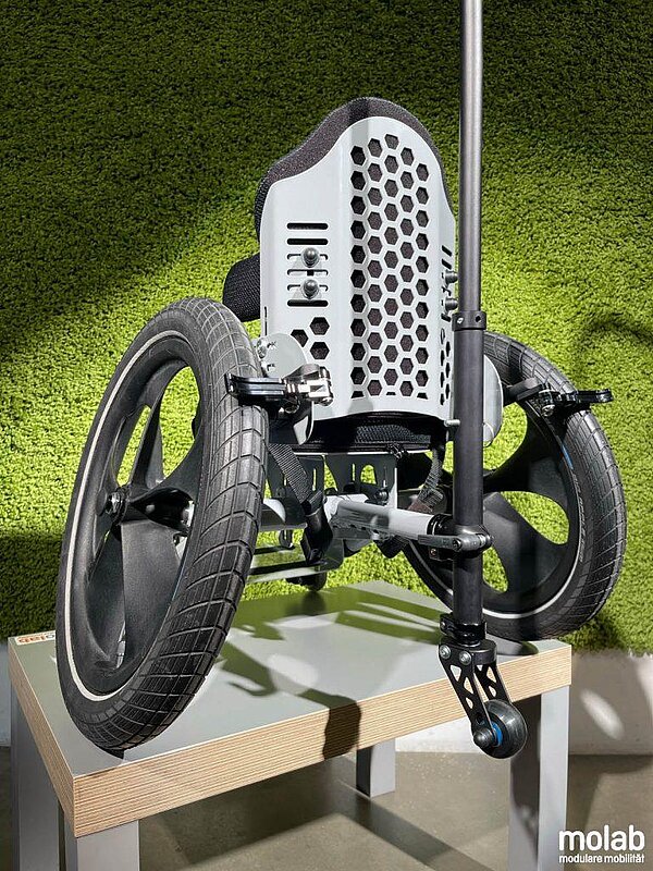 molab NANO Kinderhilfsmittel-Kinderrollstuhl