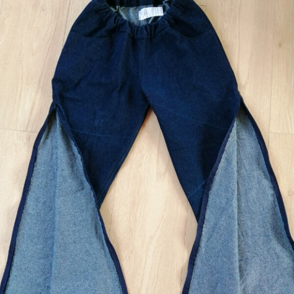 Jeans Orthesenhose mit Reissverschluss Kinder mit Behinderung FiNiFuchs