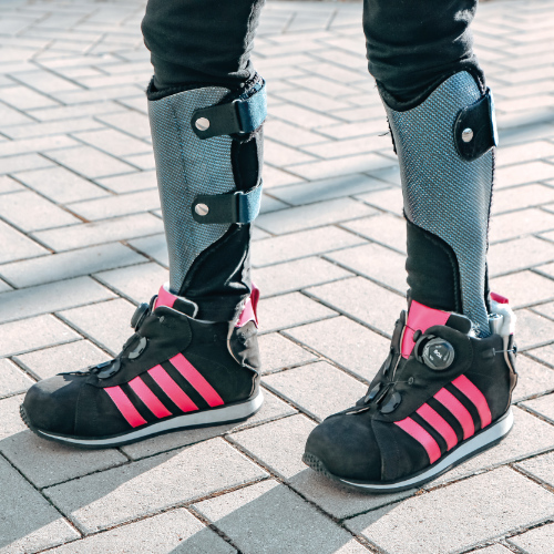 FINiFuchs-Hilfsmittel-Sanitaetshaus-Kinder-Orthopaedie -Incort FINiFuchs-Hilfsmittel-Sanitaetshaus-Kinder-Orthopaedie -Incort