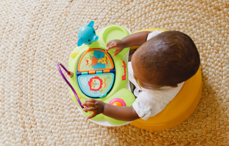 Tischspielzeug playtop safari Spielzeug Kinder mit Behinderung Bumbo FiNiFuchs