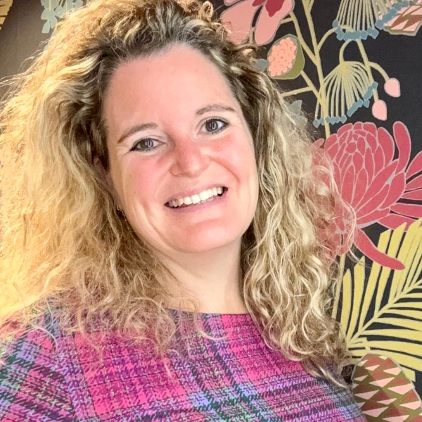 Charlotte Mercado Medic FiNiFuchs Charlotte Mercado Medic FiNiFuchs